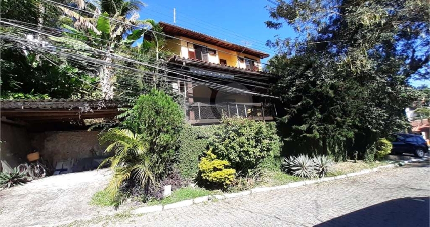 Casa em condomínio fechado com 4 quartos à venda na Rua Cândido Portinari, Mata Paca, Niterói