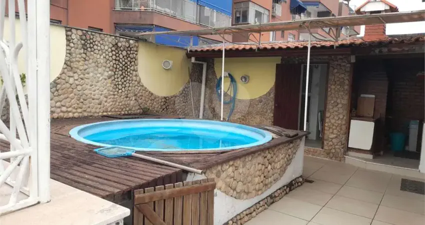 Cobertura com 3 quartos à venda na Rua Joaquim Távora, Icaraí, Niterói