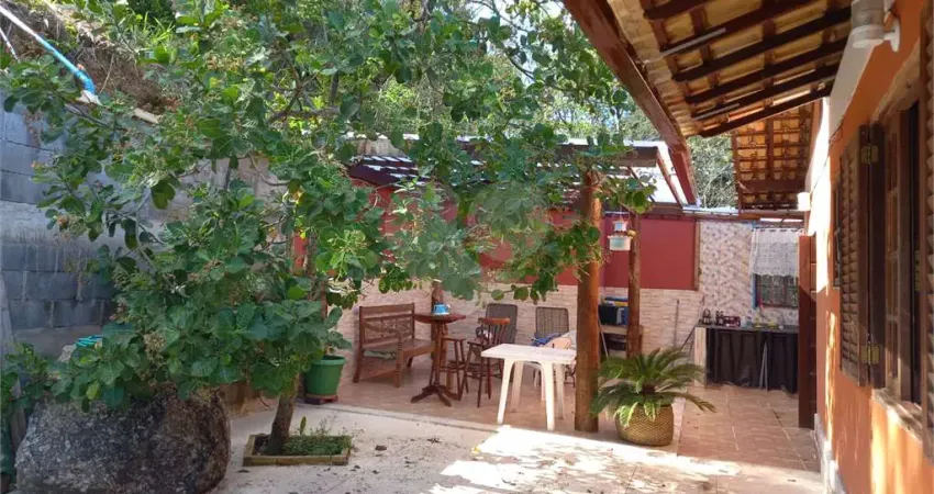 Casa com 4 quartos à venda na Seis, Itaipu, Niterói
