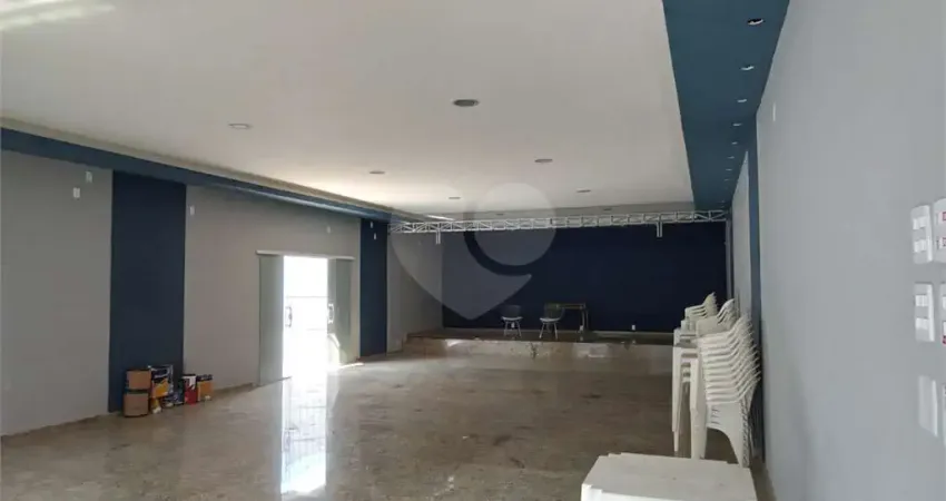 Salão Comercial à venda em Fonseca - RJ