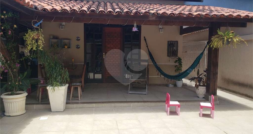 Casa com 3 quartos à venda na Carlos Tavares Nunes, Itaipu, Niterói
