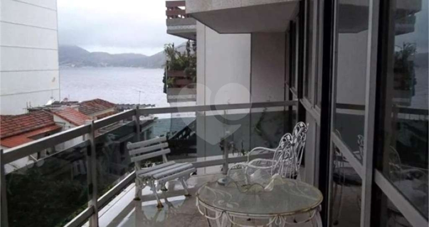 Apartamento com 4 quartos à venda em Ingá - RJ