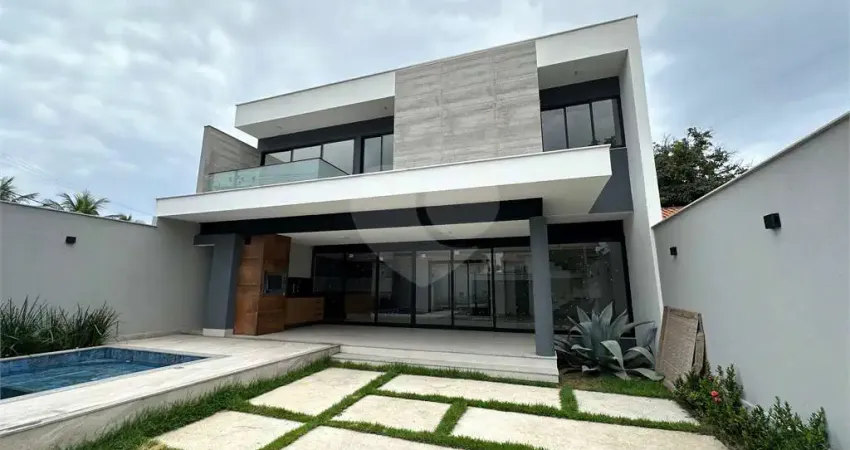 Casa com 3 quartos à venda na Professor Álvaro Caetano, Camboinhas, Niterói