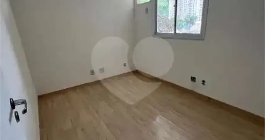 Apartamento com 3 quartos à venda em Centro - RJ