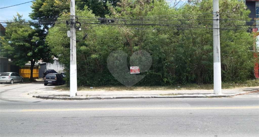 Terreno à venda na Avenida Central Ewerton Xavier, Serra Grande, Niterói