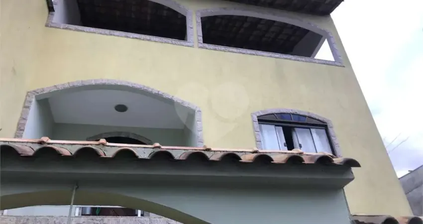 Casa com 3 quartos à venda na Albertina Torres, Gradim, São Gonçalo