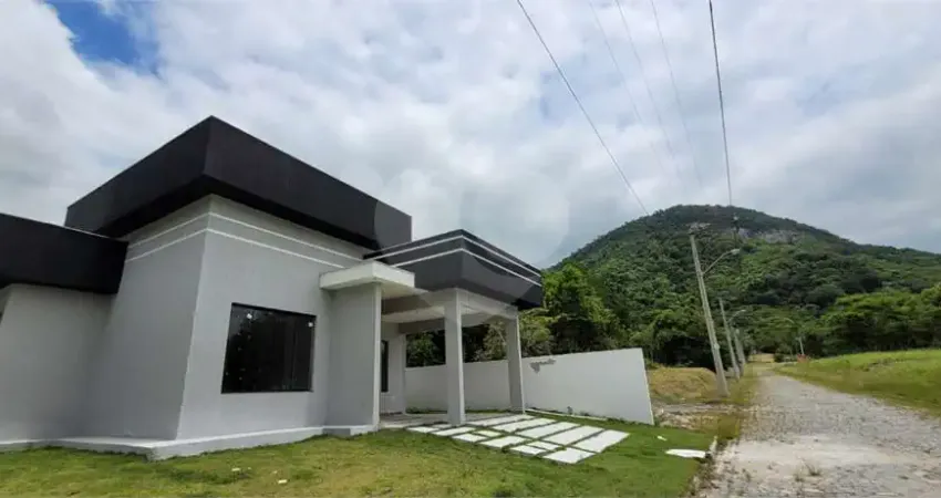 Casa com 3 quartos à venda na Oldemar Francisco Figueiredo, Ubatiba, Maricá