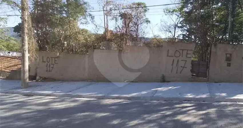 Terreno à venda na Flavio Pinto Severo, Itaipu, Niterói