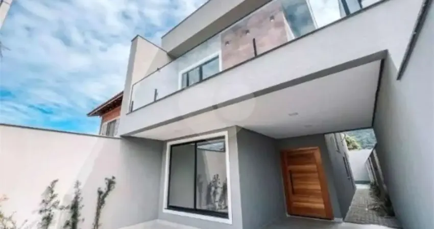 Casa com 4 quartos à venda em Piratininga - RJ
