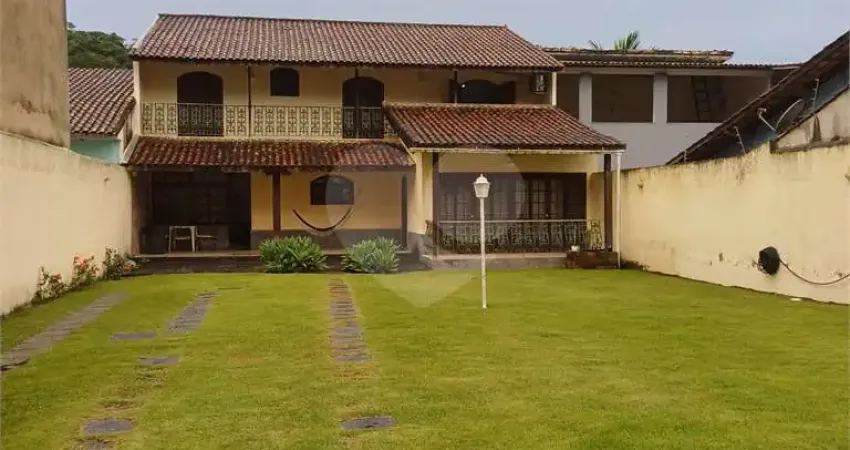 Casa com 3 quartos à venda na Rua Ferdinando Ognibeni, Maravista, Niterói