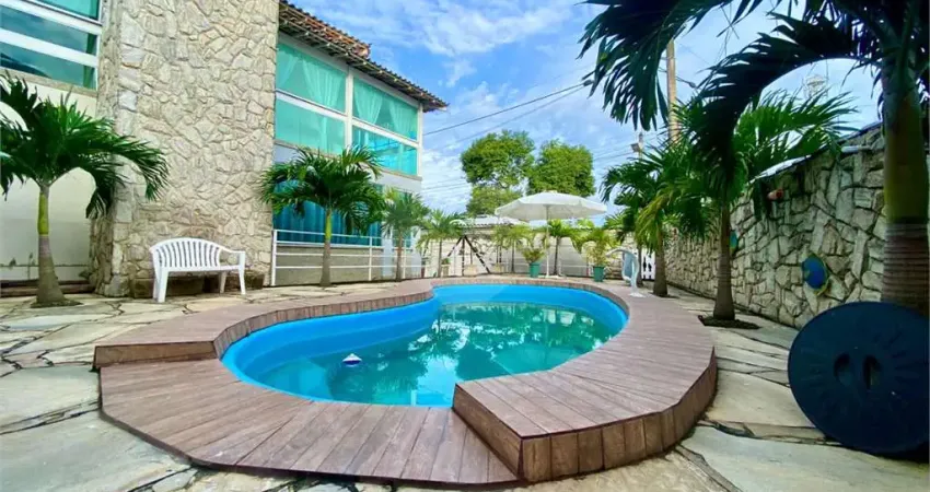 Casa em condomínio fechado com 4 quartos à venda na Antônio Calado, Centro, Maricá