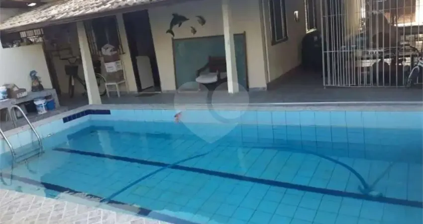 Casa com 3 quartos à venda na Rua Doutor Macário Picanço, Itaipu, Niterói