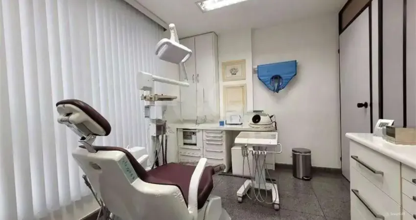 Sala comercial à venda na Avenida Ernani do Amaral Peixoto, Centro, Niterói