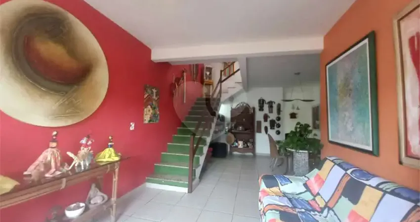 Casa com 3 quartos à venda na Avenida Professora Romanda Gonçalves, Itaipu, Niterói