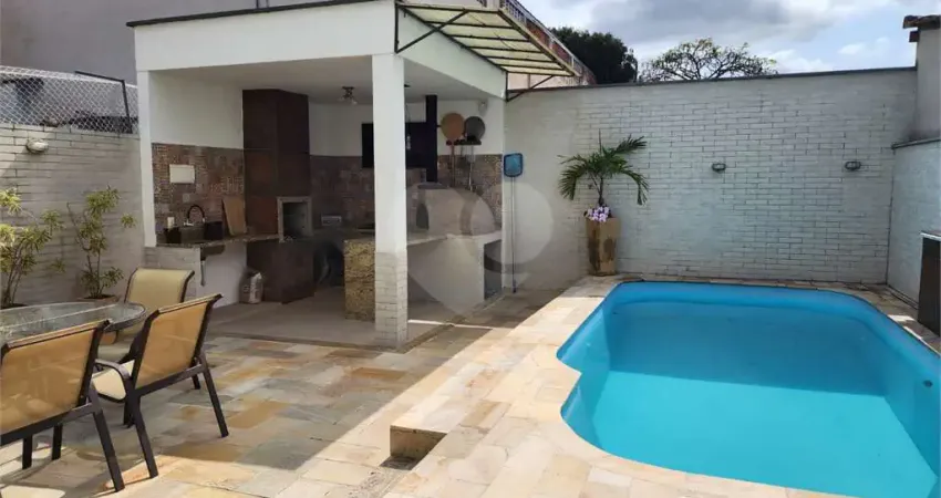Casa com 3 quartos à venda na João Paulo Li, Serra Grande, Niterói