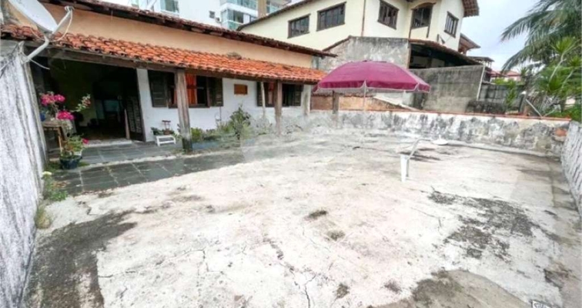 Casa com 2 quartos à venda na Avenida Doutor Acúrcio Torres, Piratininga, Niterói