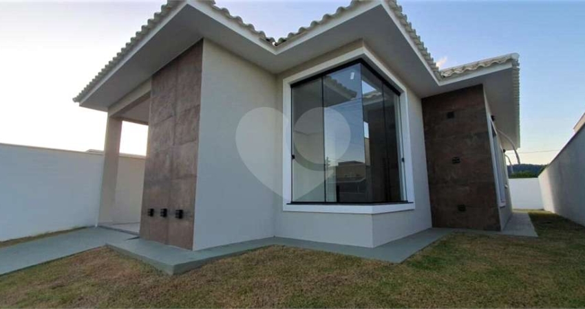 Condomínio com 3 quartos à venda em Itapeba - RJ
