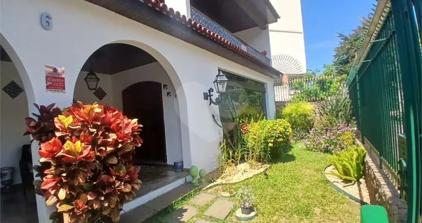 Casa com 3 quartos à venda na Caraíbas, São Francisco, Niterói