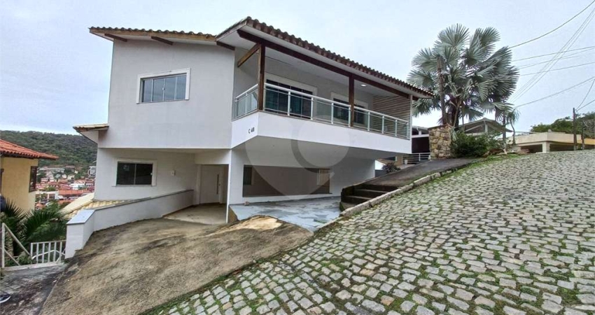Condomínio com 4 quartos à venda em Piratininga - RJ