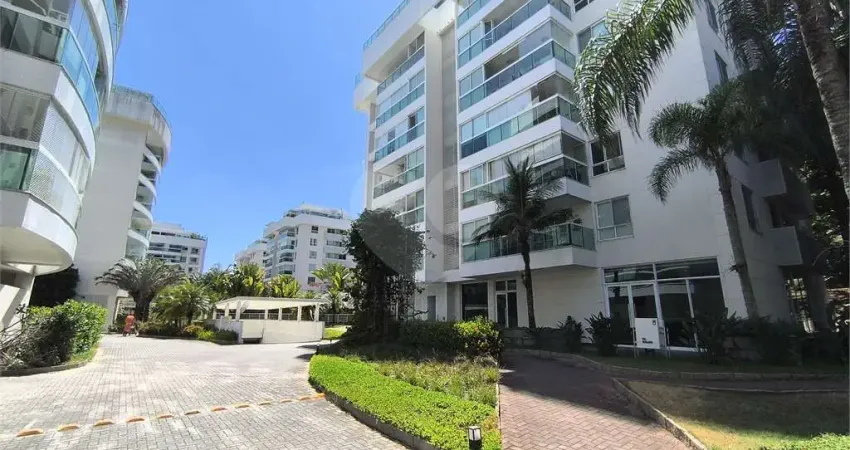Cobertura com 4 quartos à venda em São Francisco - RJ