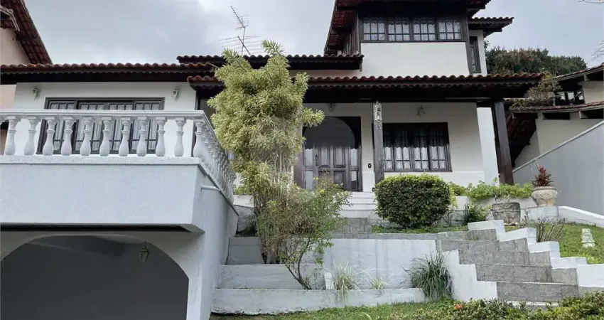 Casa em condomínio fechado com 3 quartos à venda na Estrada Monan Grande, Badu, Niterói