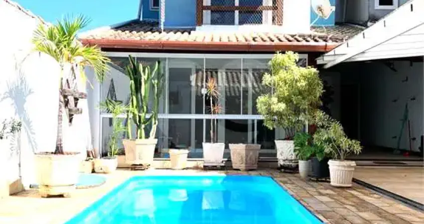 Casa com 3 quartos à venda na Avenida Professora Romanda Gonçalves, Itaipu, Niterói
