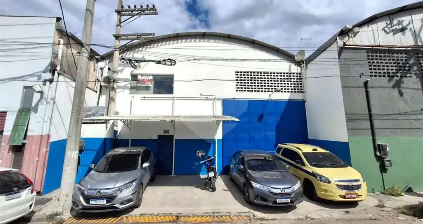 Galpão à venda ou para locação em Boa Vista - RJ