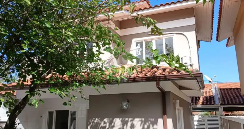 Casa com 3 quartos à venda na Regina Célia Sant'anna Dias, Itaipu, Niterói