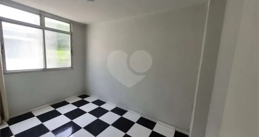 Apartamento com 2 quartos à venda em Santa Rosa - RJ