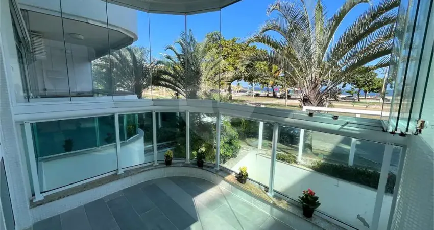 Apartamento com 3 quartos à venda na José De Freitas Nobre, Piratininga, Niterói