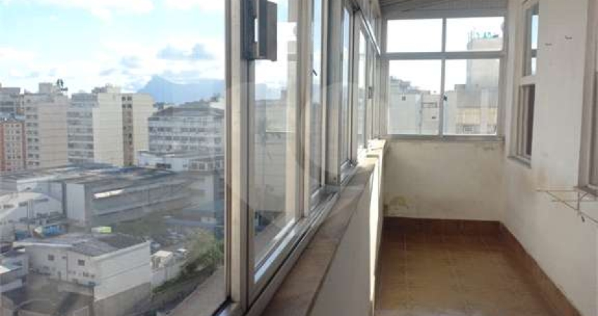 Apartamento com 2 quartos à venda em Centro - RJ