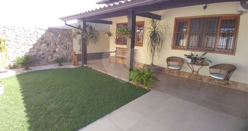 Casa com 3 quartos à venda em Piratininga - RJ