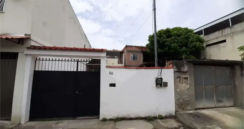 Casa com 3 quartos à venda em Trindade - RJ