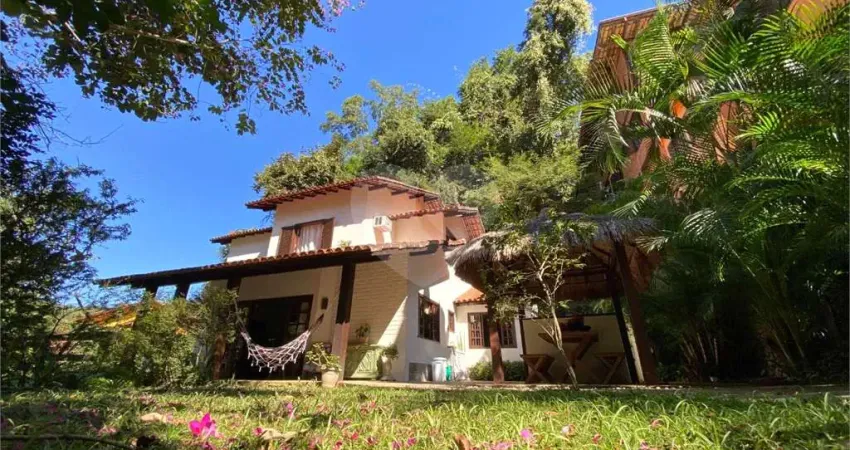 Casa em condomínio fechado com 4 quartos à venda na Estrada Caetano Monteiro, Badu, Niterói