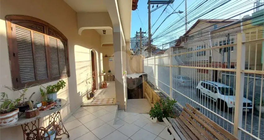 Casa com 4 quartos à venda na Vinte E Um De Abril, Santa Rosa, Niterói