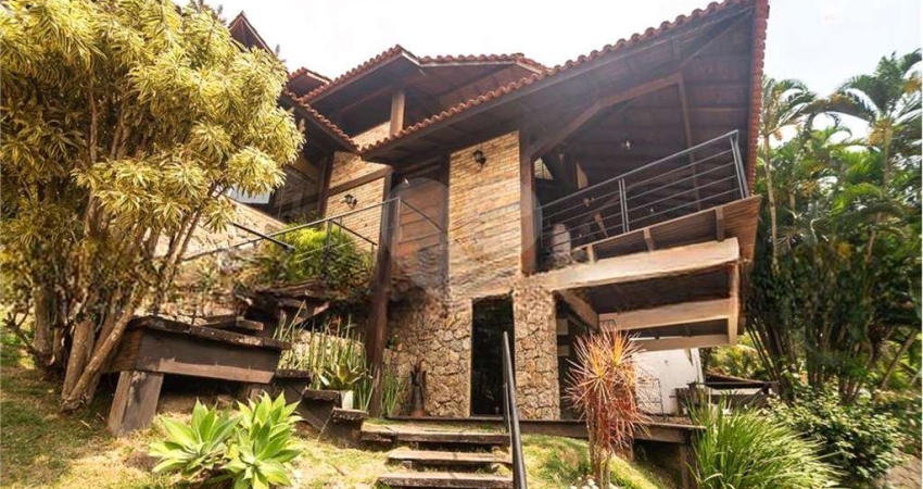 Casa em condomínio fechado com 4 quartos à venda na Avenida Central Ewerton Xavier, Itaipu, Niterói