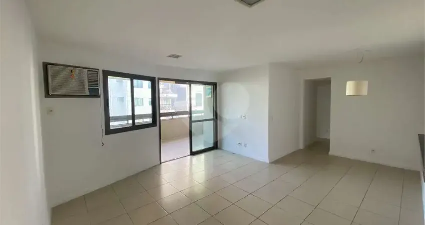 Apartamento com 3 quartos à venda em Vital Brazil - RJ