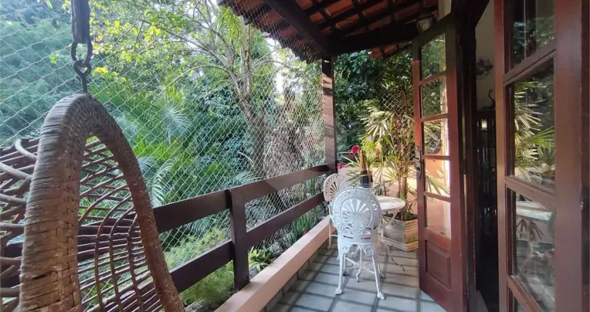 Casa com 3 quartos à venda na Rua México, Vila Progresso, Niterói