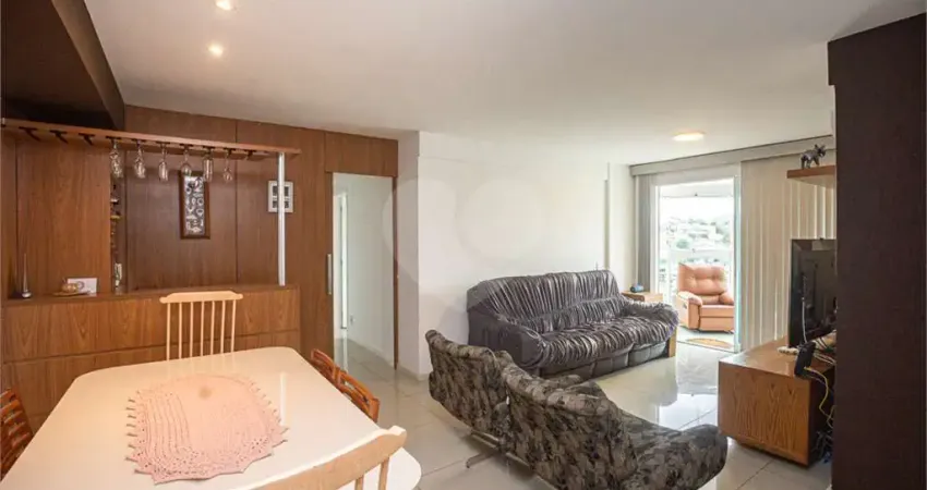 Apartamento com 3 quartos à venda na Rua Joaquim Távora, Icaraí, Niterói