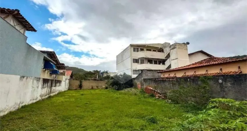 Terreno à venda na General Rubens Rosado Teixeira, Piratininga, Niterói