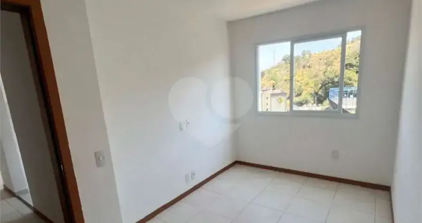 Apartamento com 2 quartos à venda no Mutondo, São Gonçalo 
