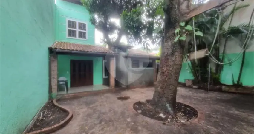 Casa com 3 quartos à venda no São Francisco, Niterói 