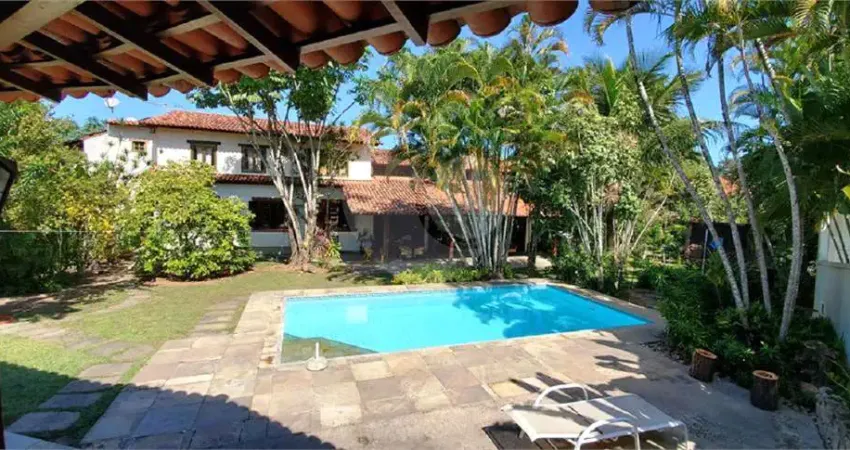 Terreno em condomínio fechado à venda em Itaipu, Niterói