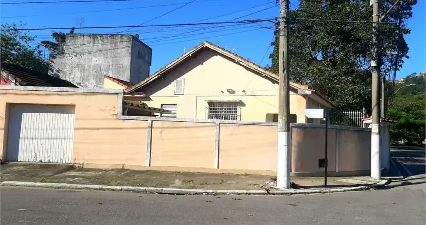 Casa comercial à venda no São Francisco, Niterói