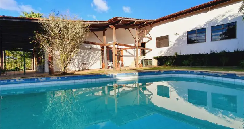 Terreno em condomínio fechado à venda em Itaipu, Niterói 