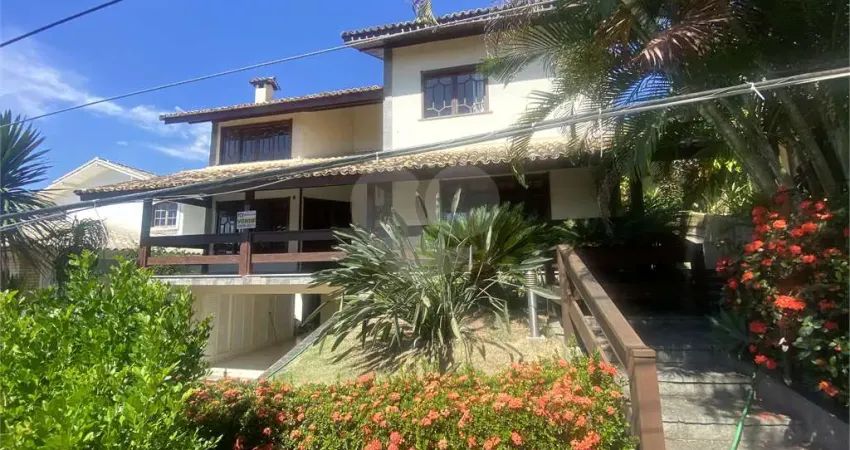 Terreno em condomínio fechado à venda no Badu, Niterói 