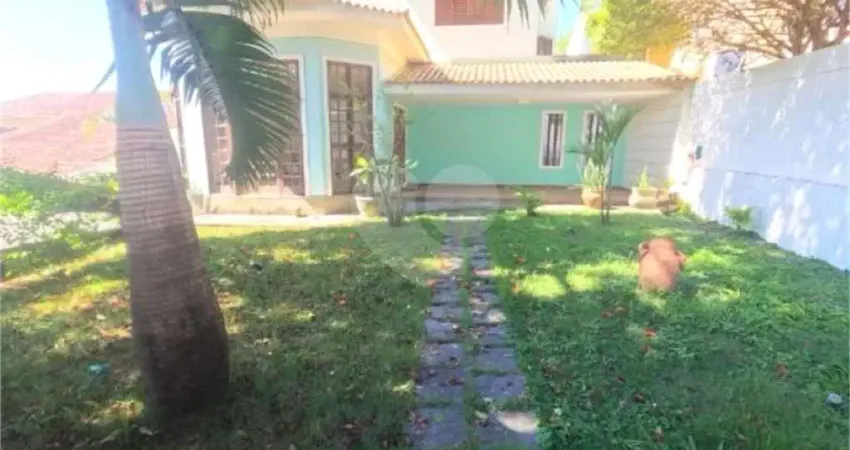 Terreno em condomínio fechado à venda no Badu, Niterói