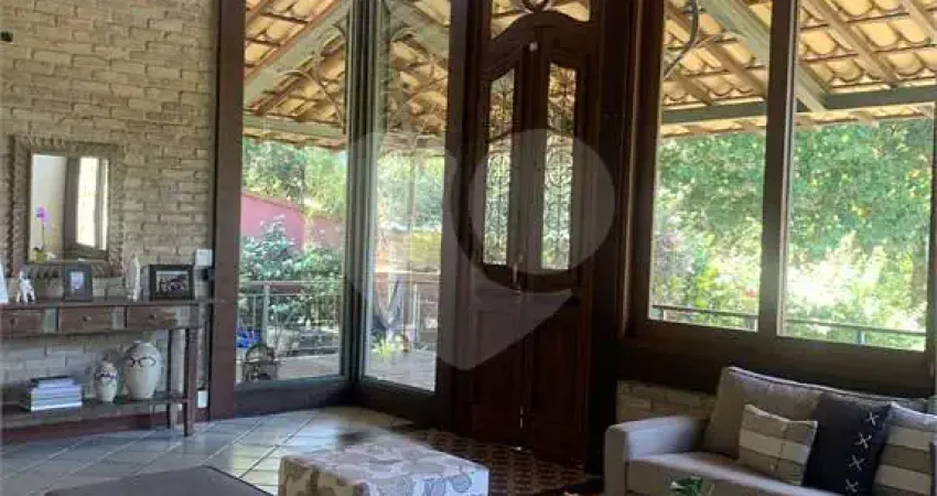 Terreno em condomínio fechado à venda no Badu, Niterói 