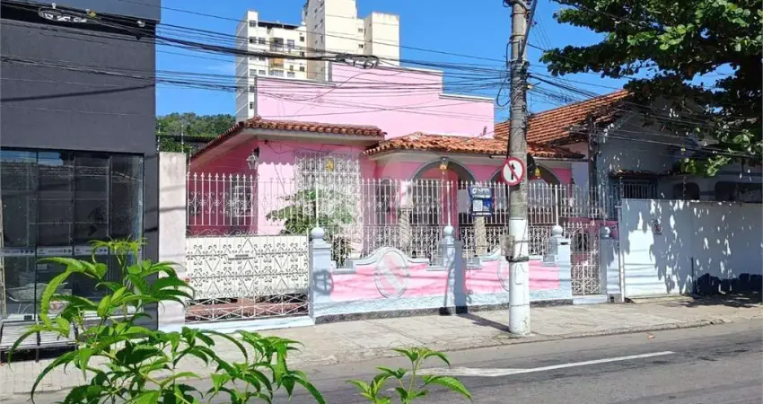 Casa com 3 quartos à venda no Centro, Niterói 