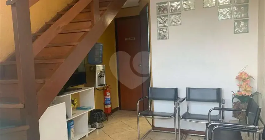 Sala comercial à venda na Estrada Francisco da Cruz Nunes, 3095, Itaipu, Niterói